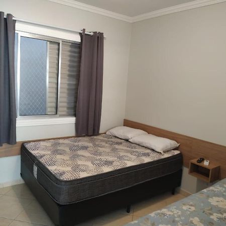 Kitnet Asturias 51B No Ed. Guariata, Proximo A Praia Das Asturias Em 瓜鲁雅 外观 照片