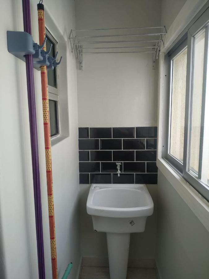 Kitnet Asturias 51B No Ed. Guariata, Proximo A Praia Das Asturias Em 瓜鲁雅 外观 照片