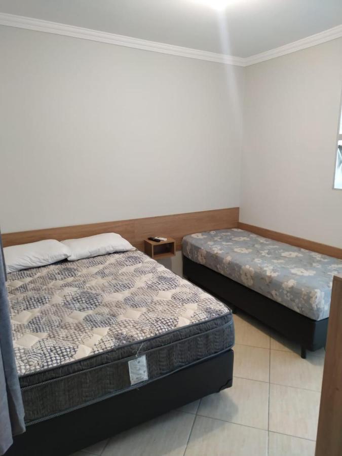 Kitnet Asturias 51B No Ed. Guariata, Proximo A Praia Das Asturias Em 瓜鲁雅 外观 照片