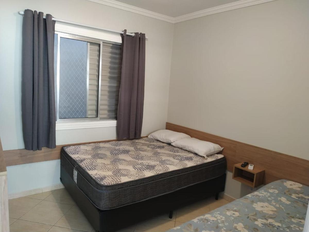 Kitnet Asturias 51B No Ed. Guariata, Proximo A Praia Das Asturias Em 瓜鲁雅 外观 照片