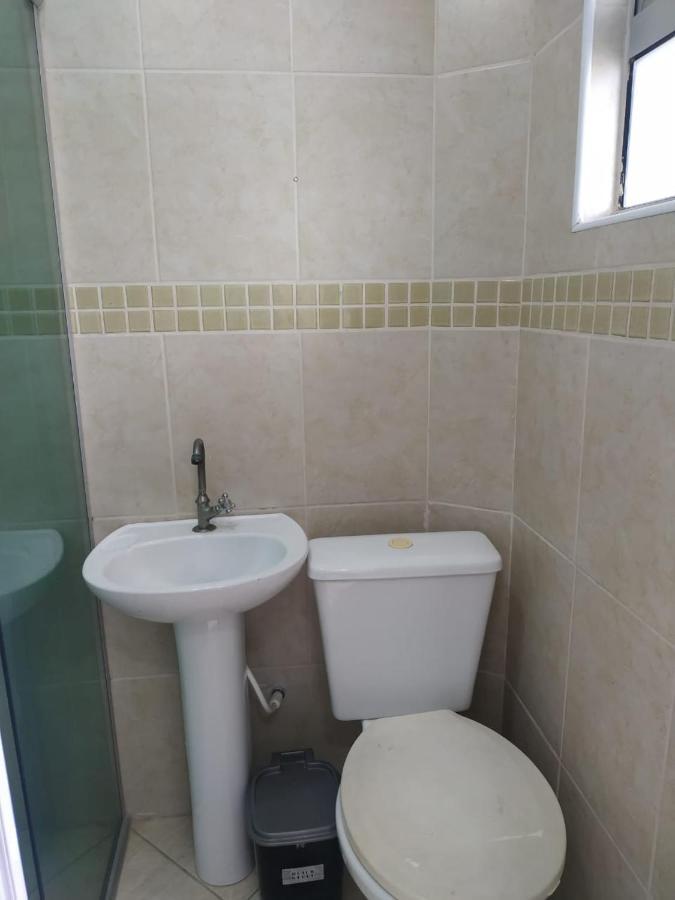 Kitnet Asturias 51B No Ed. Guariata, Proximo A Praia Das Asturias Em 瓜鲁雅 外观 照片